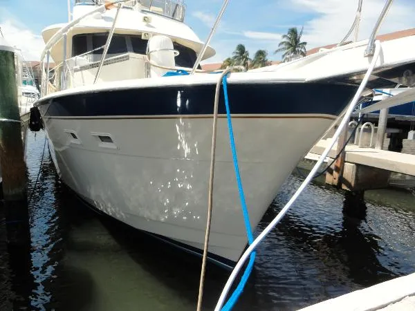 Slide: The Image of Hatteras 58 Wide Body Motor Yacht 1987 - 5