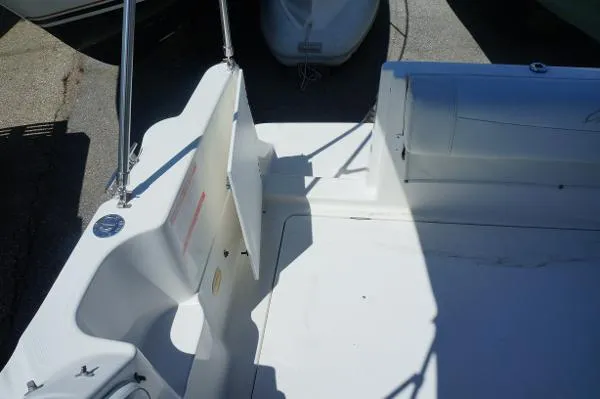 Slide: The Image of Bayliner 2655 Ciera Sunbridge 1999 - 11