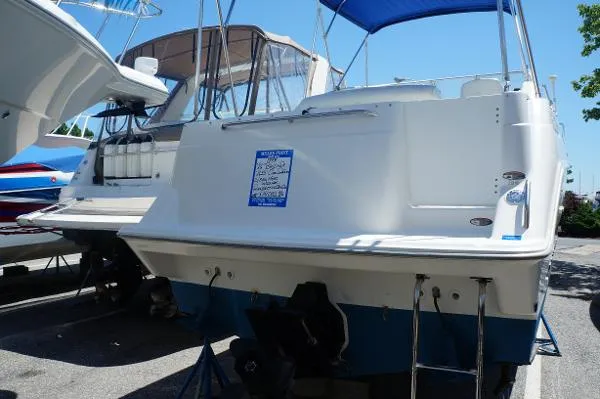 Slide: The Image of Bayliner 2655 Ciera Sunbridge 1999 - 5