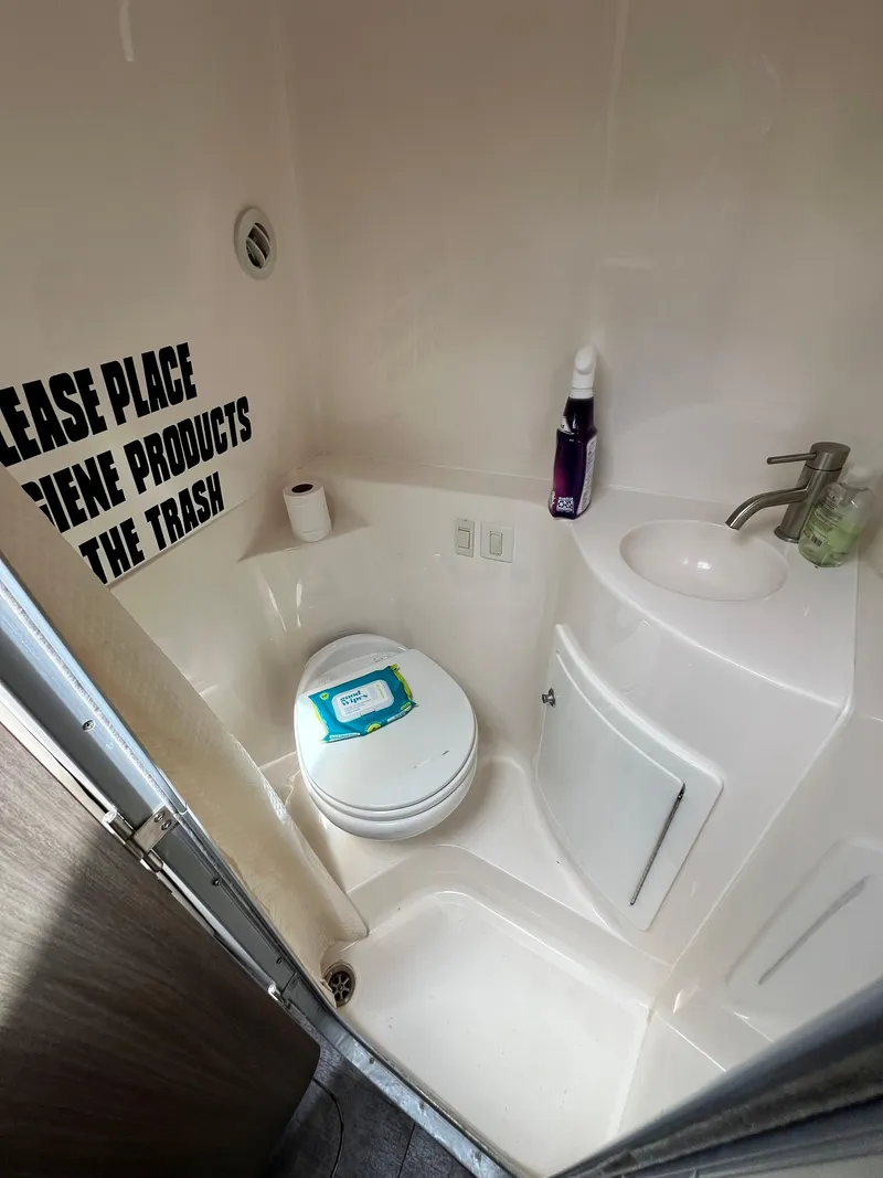 Slide: The Image of Regal 26 XO 2019 - 55