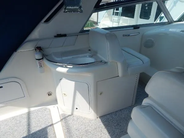 Slide: The Image of Sea Ray 330 Sundancer 1997 - 10