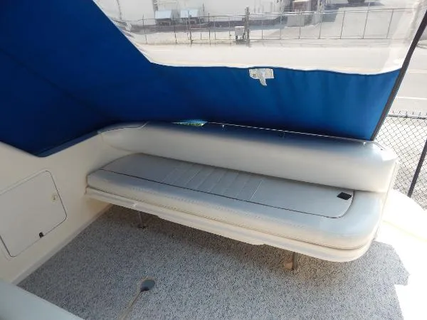 Slide: The Image of Sea Ray 330 Sundancer 1997 - 9