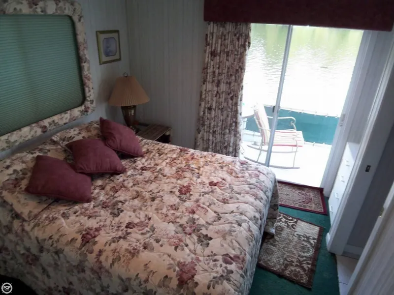 Slide: The Image of Fiberglass Unlimited 56 Catamaran Houseboat 2000 - 10