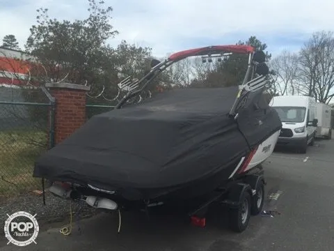 Slide: The Image of Sea-Doo 230 Wake 2012 - 10