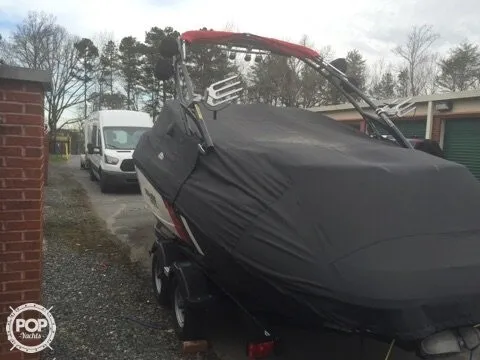 Slide: The Image of Sea-Doo 230 Wake 2012 - 11
