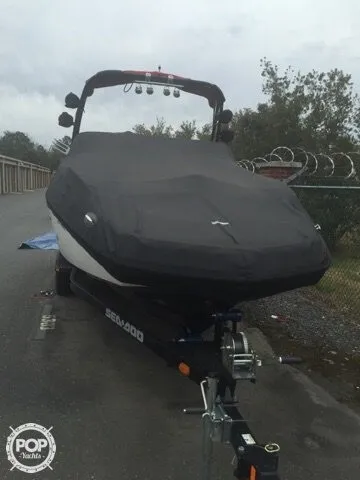 Slide: The Image of Sea-Doo 230 Wake 2012 - 7