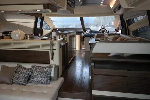Slide: The Image of Azimut 64 Flybridge 2015 - 1