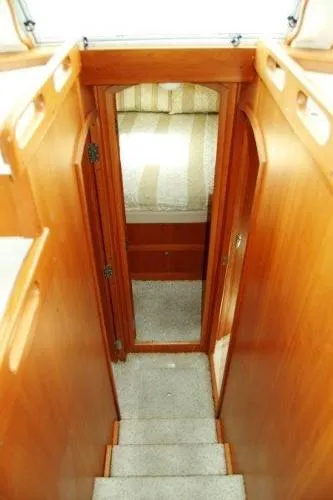 Slide: The Image of Mainship 390 Trawler 2003 - 5