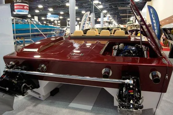 Slide: The Image of Sonic USA Boats 32 Fast Cat 2015 - 4