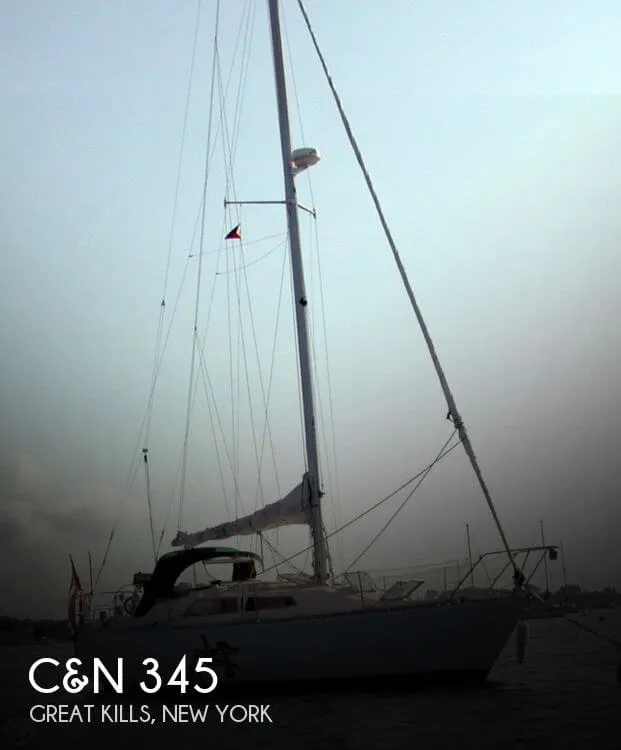Slide: The Image of Camper & Nicholsons 345 1979 - 0