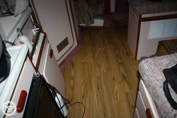 Slide: The Image of Sea Ray 300 Weekender 1989 - 8