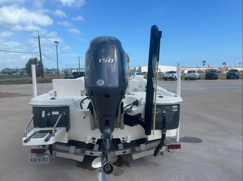 Slide: The Image of NauticStar 215 XTS 2017 - 9