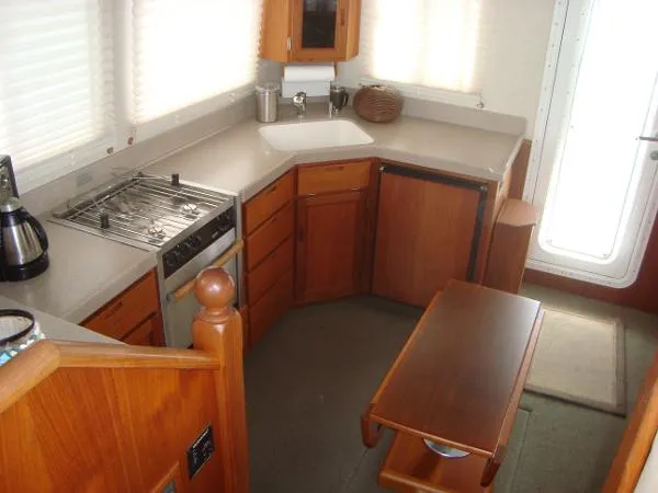Slide: The Image of Nordic Flybridge Nordic-37 2005 - 6