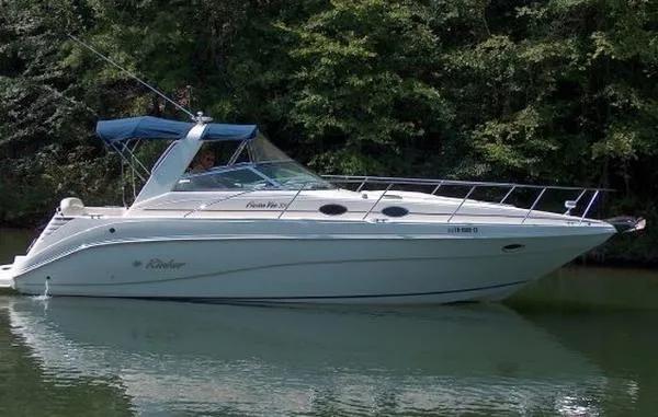 Slide: The Image of Rinker 330 Fiesta Vee 2000 - 0