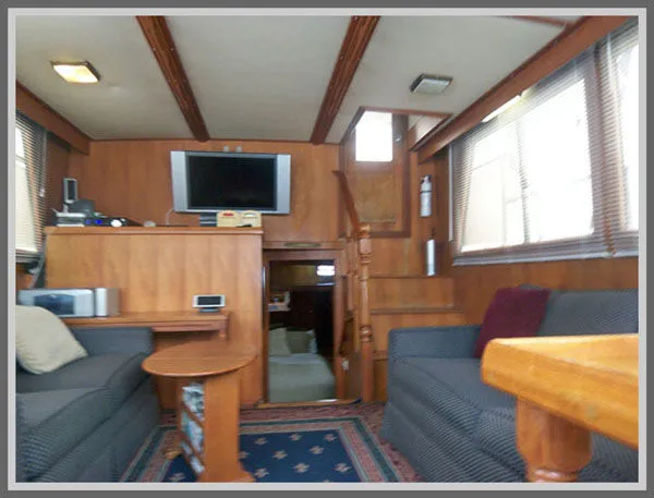 Slide: The Image of Nova 40 Heritage Sundeck MY 1985 - 4