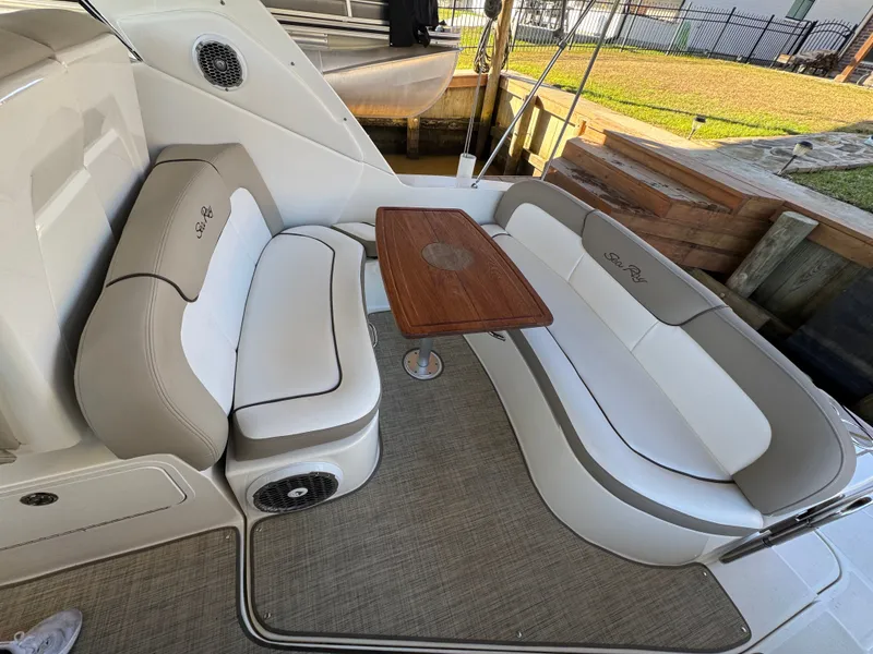 Slide: The Image of Sea Ray Sundancer 330 2015 - 9