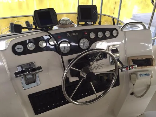 Slide: The Image of Silverton 372 Motor Yacht 1998 - 8