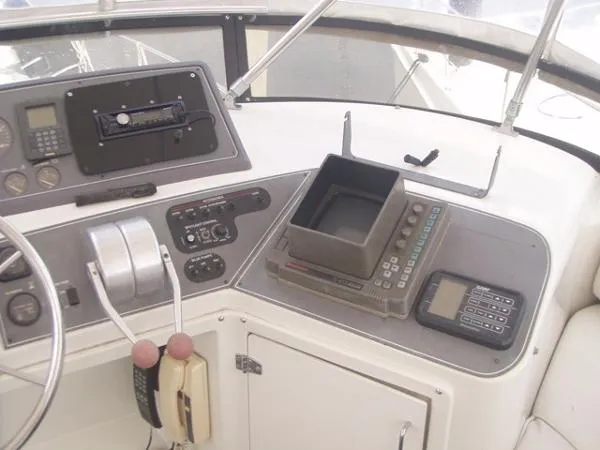 Slide: The Image of Californian 45' Motor Yacht 1990 - 11