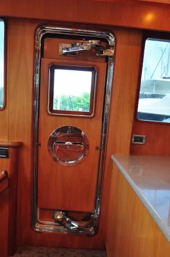 Slide: The Image of Symbol Pilothouse stabilized 2003 - 10