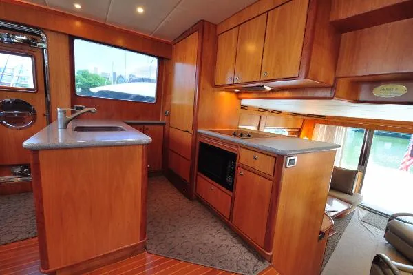 Slide: The Image of Symbol Pilothouse stabilized 2003 - 6