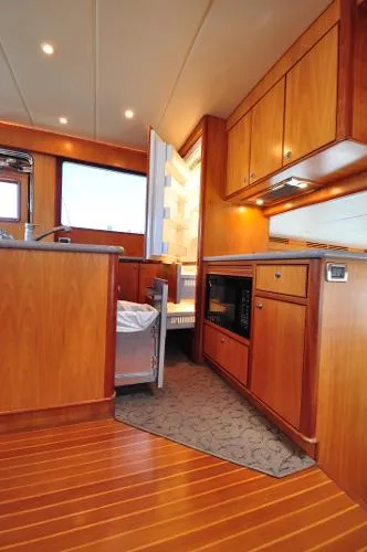 Slide: The Image of Symbol Pilothouse stabilized 2003 - 7