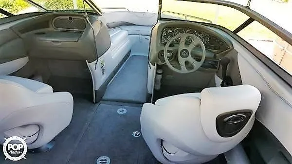 Slide: The Image of Crownline Boats 225 BR 2005 - 7