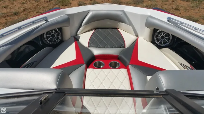 Slide: The Image of Tige RZR 2012 - 8