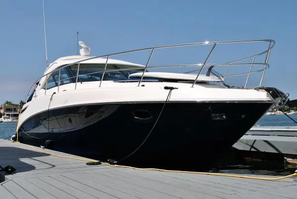 Slide: The Image of Sea Ray 410 Sundancer 2014 - 4