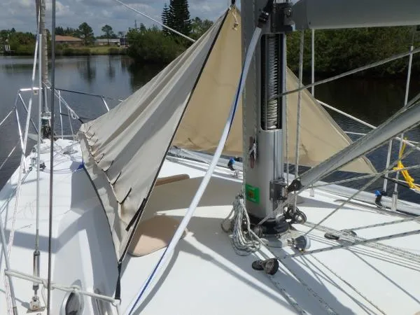 Slide: The Image of Catalina 36 MkII 2001 - 9