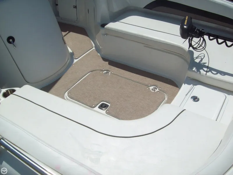 Slide: The Image of Hurricane 231 Sundeck Sport 2013 - 2