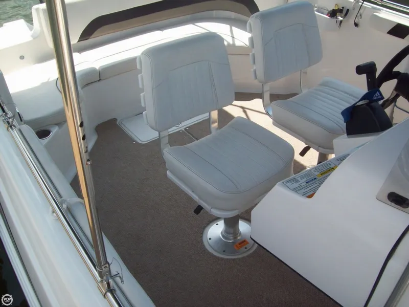 Slide: The Image of Hurricane 231 Sundeck Sport 2013 - 3