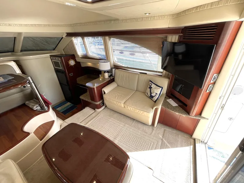 Slide: The Image of SALON TO STBD. - 4