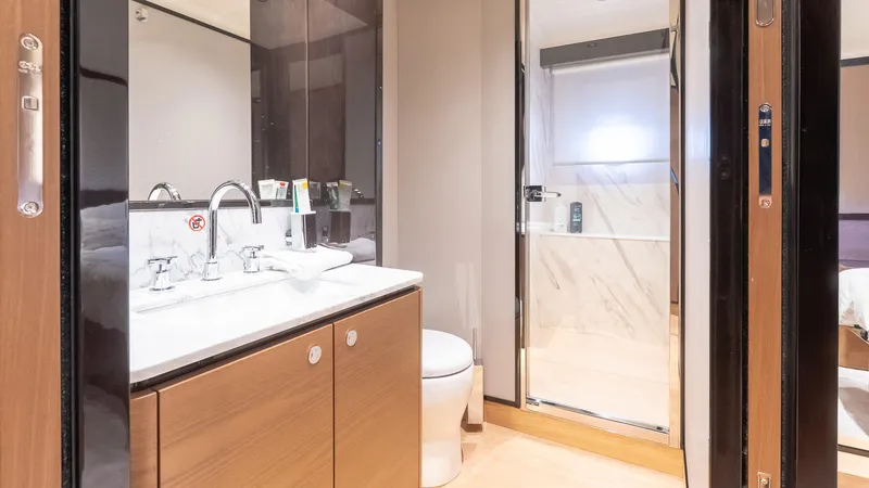 Slide: The Image of Absolute Navetta 68 2024 - 65