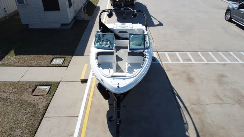 Slide: The Image of Chaparral 21 H2O Sport 2014 - 17