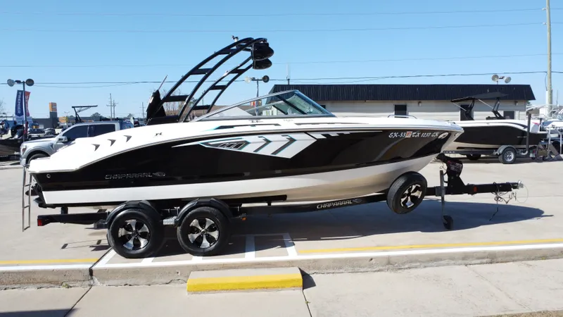 Slide: The Image of Chaparral 21 H2O Sport 2014 - 7