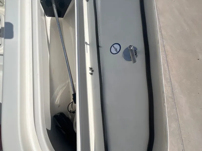 Slide: The Image of NauticStar 215 XTS 2017 - 16