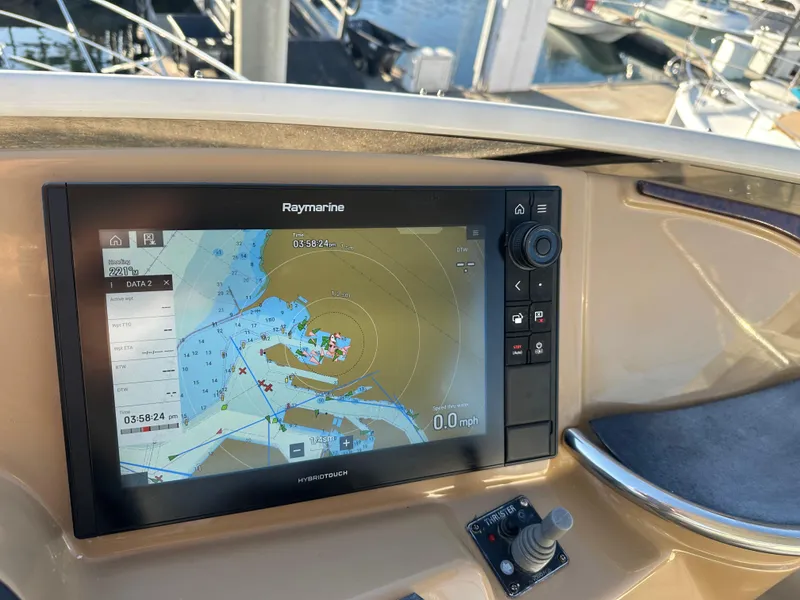 Slide: The Image of Hour meter at 1360 hours on Carver 396 Motor Yacht 2004. - 41