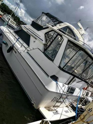 Slide: The Image of Sea Ray 380 Aft Cabin 1989 - 0