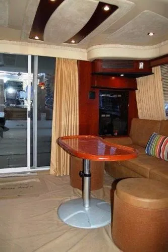 Slide: The Image of Sea Ray 42 Sedan Bridge 2005 - 3