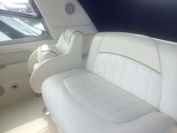 Slide: The Image of Sea Ray 310 Sundancer 1999 - 6