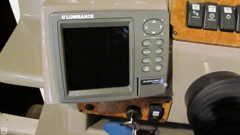 Slide: The Image of Rinker 250 Fiesta Vee 2007 - 3