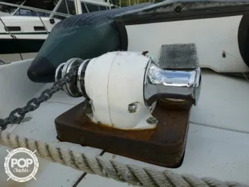 Slide: The Image of Capital Yachts Gulf Pilot House 1989 - 2