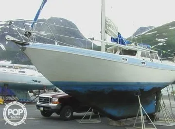 Slide: The Image of Capital Yachts Gulf Pilot House 1989 - 7