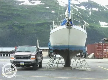 Slide: The Image of Capital Yachts Gulf Pilot House 1989 - 8