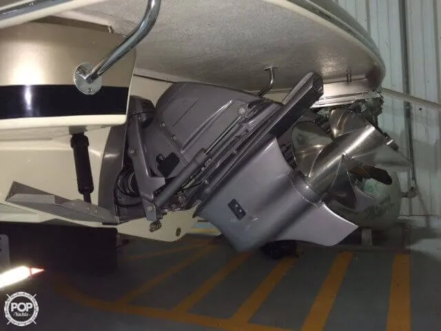 Slide: The Image of Chris-Craft Launch 32 Heritage Edition 2014 - 6