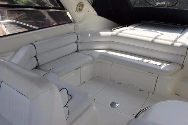 Slide: The Image of Sunseeker Comanche 40 1994 - 11