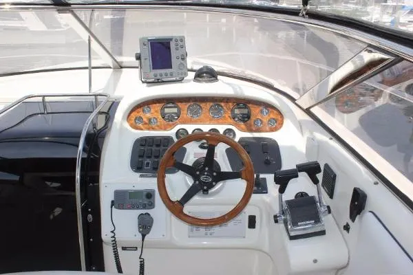 Slide: The Image of Sunseeker Comanche 40 1994 - 6