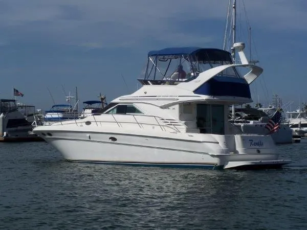 Slide: The Image of Sea Ray 400 Sedan Bridge 1999 - 1