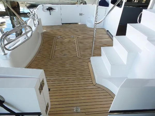 Slide: The Image of Ocean Alexander 52 Sedan 2005 - 10