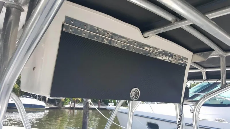 Slide: The Image of Fountain 31 Tournament Edition Center Console 2000 - 2